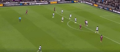 1740611012754083454.gif 热城12.gif