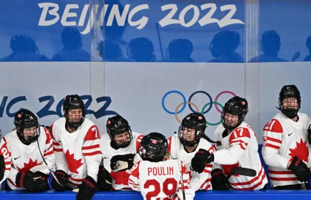 北美看冬奥：女冰巅峰战提前上演 美国得势却输球